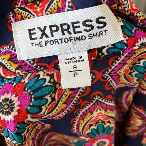 Express The Portofino Long Sleeve Button Down Blouse Floral - Picture 10 of 12